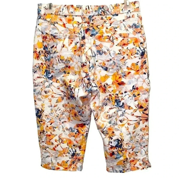 Gloria Vanderbilt Amanda Capris Size 12 Petite Flowers White Peachy - Picture 6 of 12